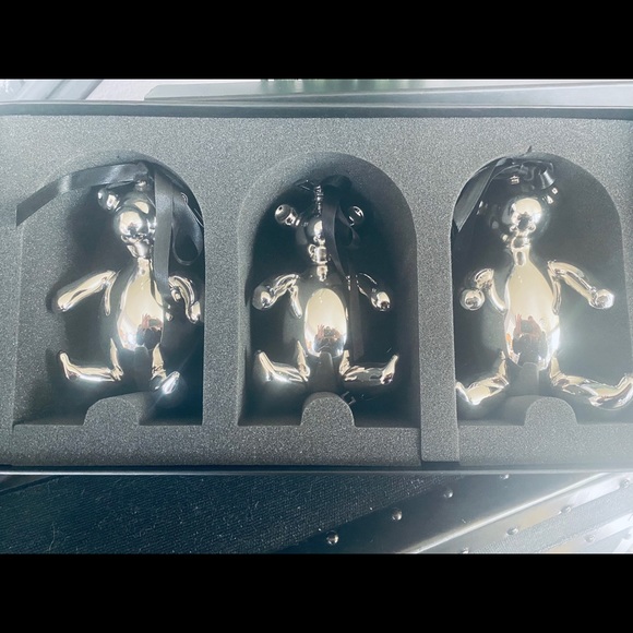 GUCCI Bear Ornaments - Picture 6 of 7